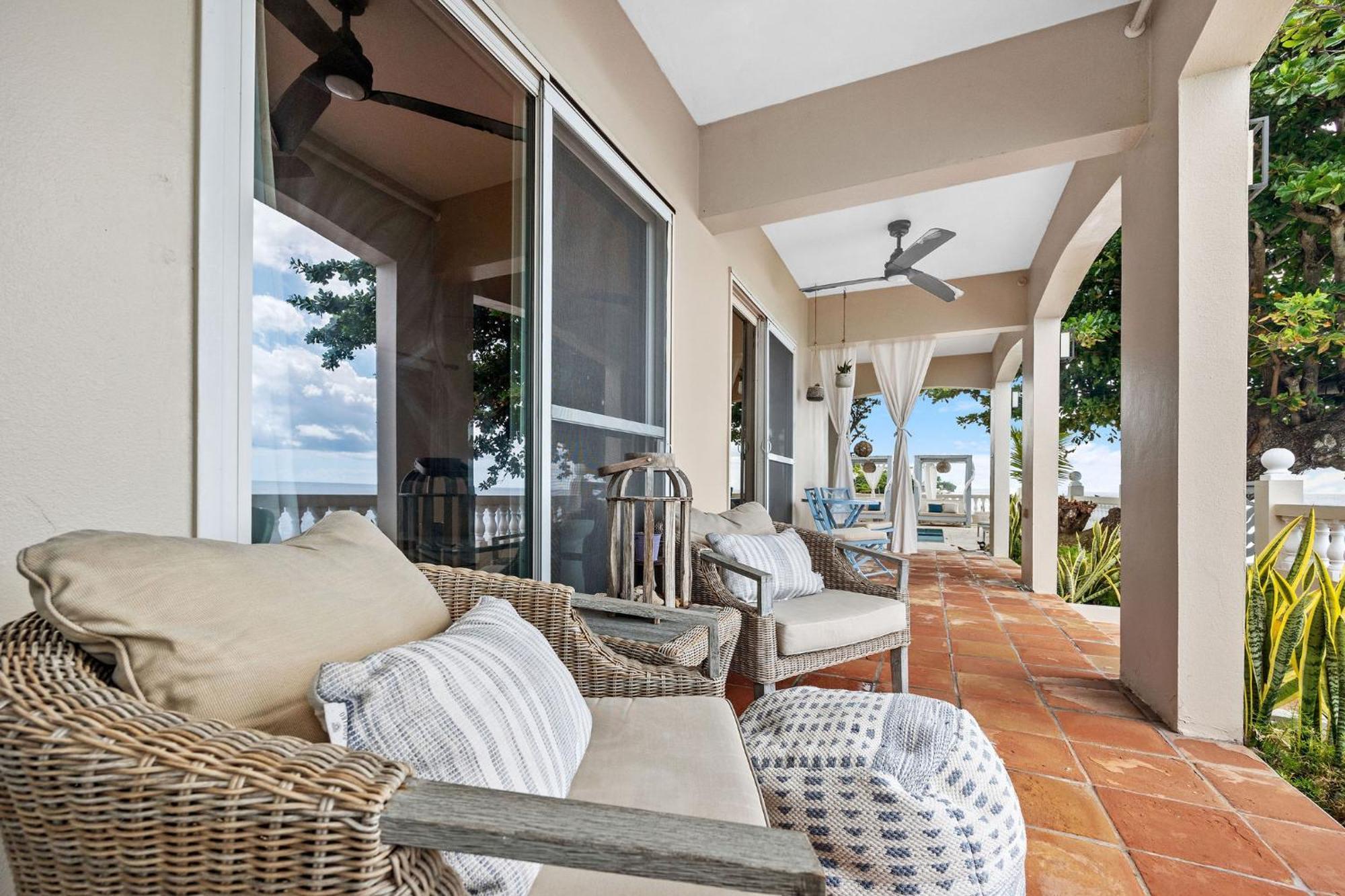 Tres Sirenas Beach Inn Rincón Extérieur photo